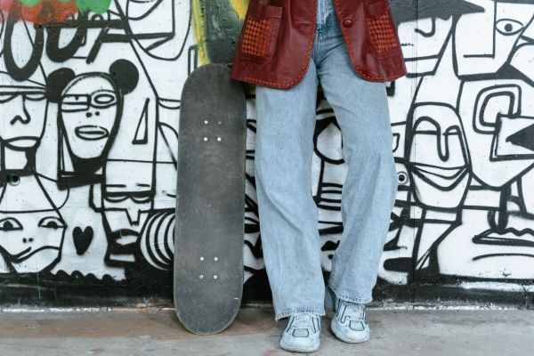 L'Influence Transformatrice du Streetwear sur l'Art du Design Mode : Une Révolution Créative Incontournable