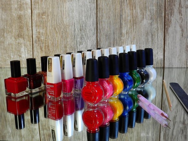 Découvrez la boutique de nail art qui sublime vos ongles !